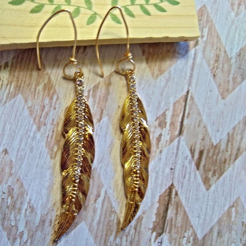 Gold Leaf Earrings with Zircon Bling - Picture 7 of 8